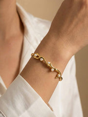 Seraphina Pearl Bracelet